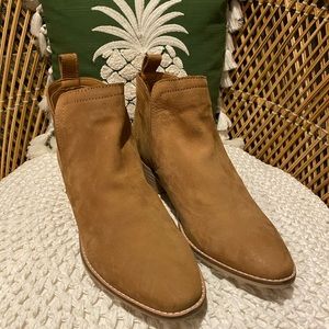 Dolce Vita Taupe Booties